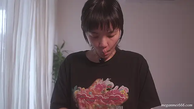 meganmei666 online show from 06-23-26, 06:17