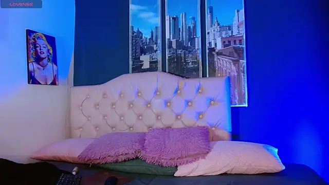 megan lover online show from 05-05-26, 01:52