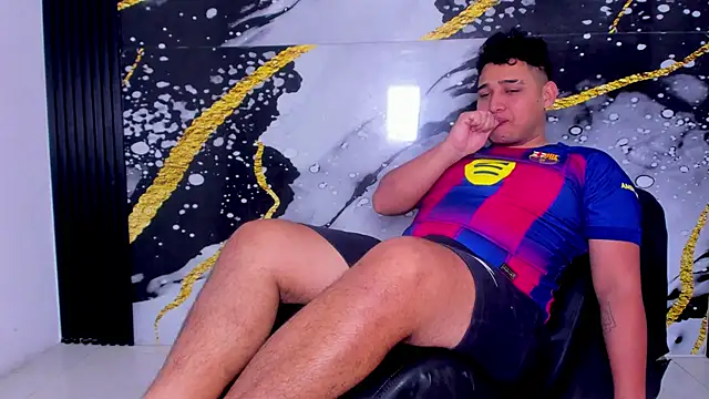 sweethot    online show from 09-28-25, 02:00