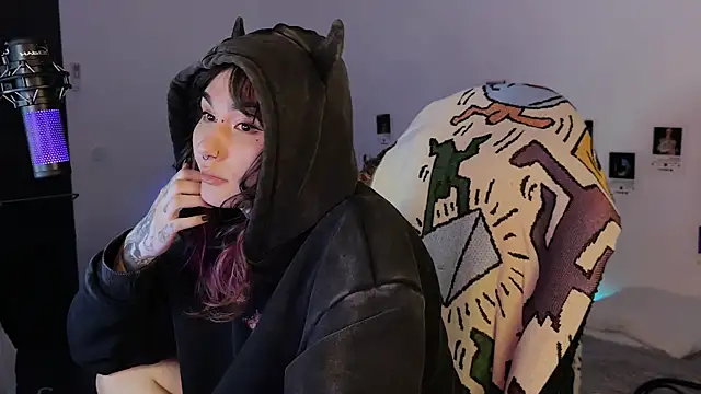 deadlysweet online show from 05-10-26, 10:59