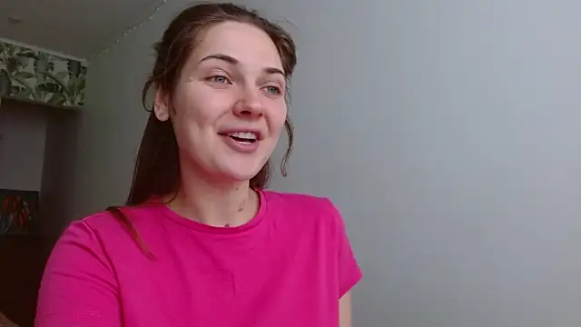 Olivia shine online show from 03-05-25, 05:40