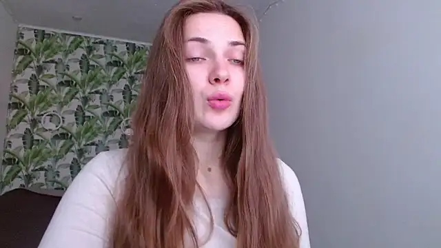 Olivia shine online show from 10-22-25, 04:13