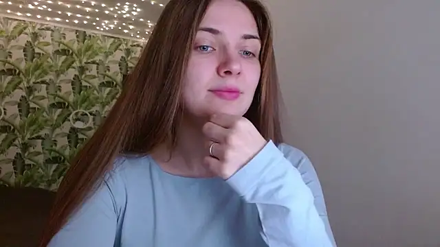 Olivia shine online show from 12-05-25, 05:16