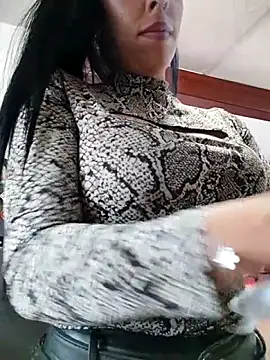 Emily Wane online show from 11-02-25, 06:43