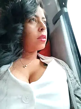 Emily Wane online show from 12-20-25, 02:46