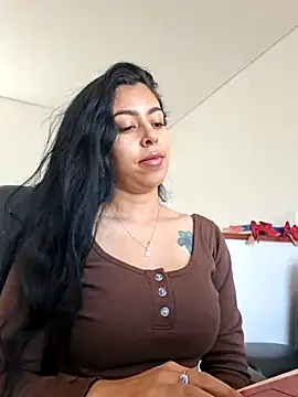 Emily Wane online show from 06-23-26, 03:10