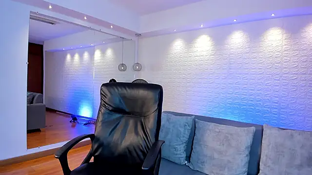 victoria mooree online show from 03-06-25, 05:54