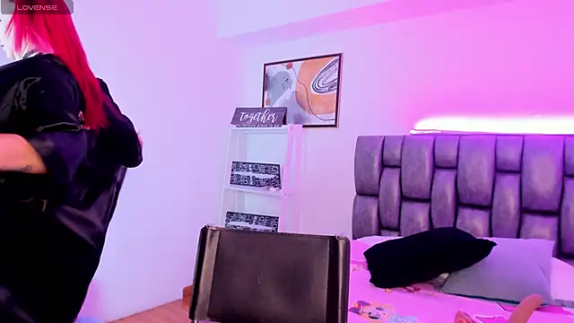 victoria mooree online show from 02-27-26, 03:12