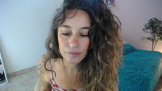 Paula Paz online show from 09-19-25, 03:13