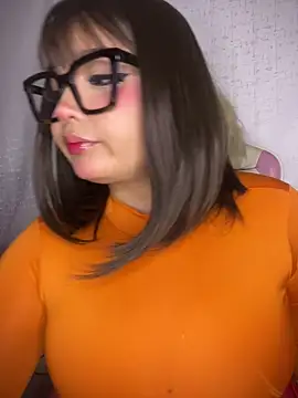 Snapshot of CharlotteMillers chatting on 02-26-26, 05:39 CharlotteMillers online show from 02-26-26, 05:39