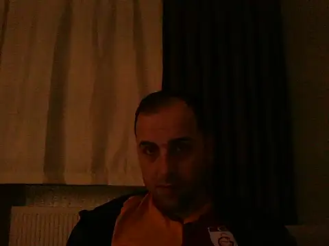 Snapshot of Yldrmm_9553 chatting on 03-01-26, 09:50 Yldrmm 9553 online show from 03-01-26, 09:50