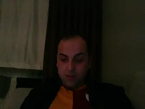 Snapshot of Yldrmm_9553 chatting on 03-18-26, 09:18 Yldrmm 9553 online show from 03-18-26, 09:18