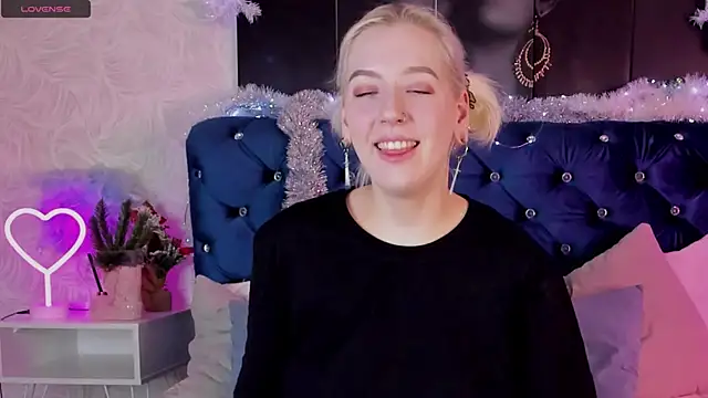 RachelCart online show from 12-23-24, 03:50