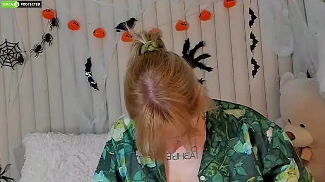 RachelCart online show from 10-29-25, 03:09