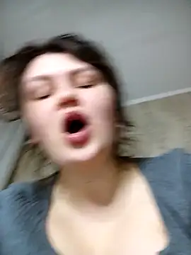 Snapshot of BlackCurly chatting on 03-09-25, 09:25 BlackCurly online show from 03-09-25, 09:25