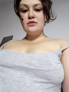 Snapshot of BlackCurly chatting on 10-12-25, 03:11 BlackCurly online show from 10-12-25, 03:11