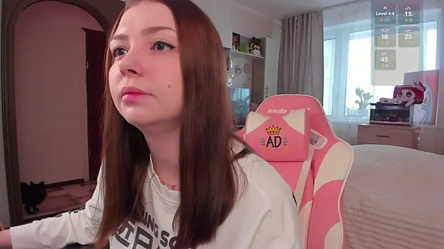 elisejays online show from 01-10-25, 09:34
