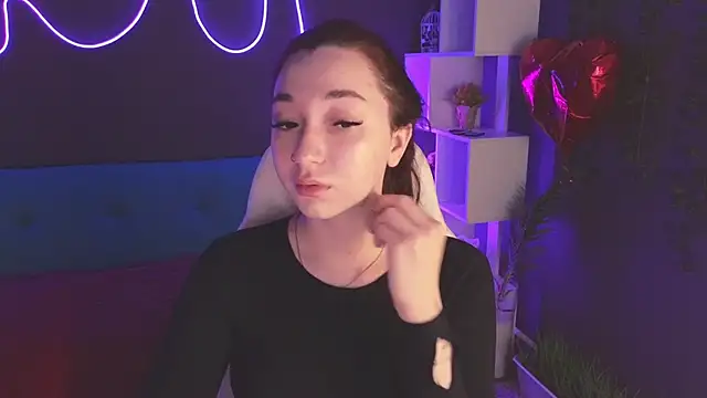 YasmineWest online show from 03-11-25, 12:54