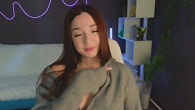 YasmineWest online show from 10-16-25, 07:31