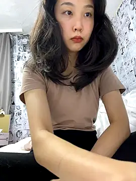 Snapshot of Minami_686 chatting on 12-08-24, 03:35 Minami 686 online show from 12-08-24, 03:35