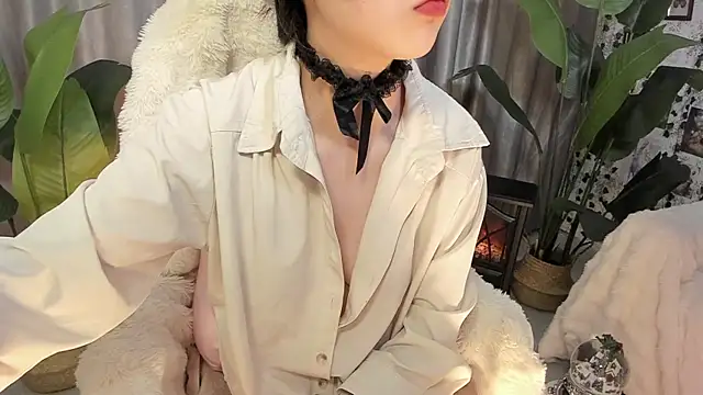 Snapshot of Minami_686 chatting on 02-02-25, 12:19 Minami 686 online show from 02-02-25, 12:19