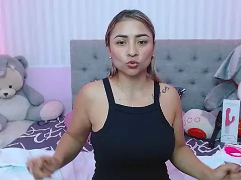 Snapshot of milf_bigass_ chatting on 02-12-25, 06:19 milf bigass online show from 02-12-25, 06:19