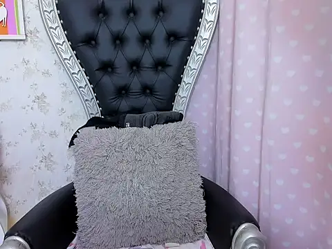 milf bigass  online show from 10-10-25, 11:20