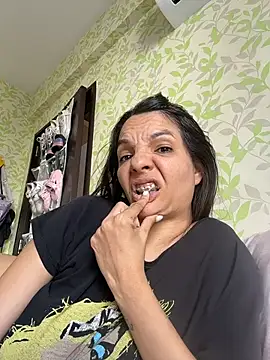 samilux5 online show from 03-22-26, 06:44