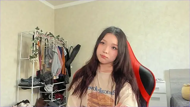 Snapshot of wastforu chatting on 03-27-26, 10:26 wastforu online show from 03-27-26, 10:26