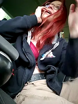 die-EinHORNY-WG online show from 10-17-25, 03:25