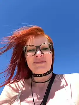 Snapshot of die-EinHORNY-WG chatting on 05-01-26, 12:43 die-EinHORNY-WG online show from 05-01-26, 12:43