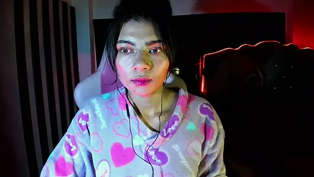 Lilithsabeth online show from 06-17-26, 03:57