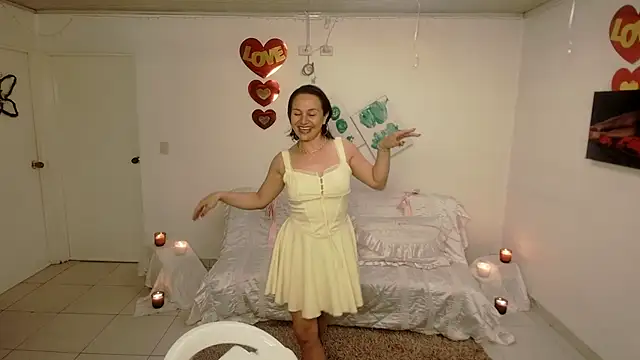 lollita 23  online show from 05-01-26, 08:24