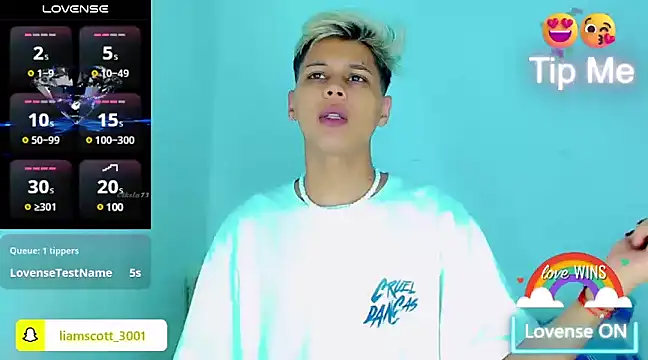 Snapshot of Liamscott_ chatting on 12-07-24, 10:01 Liamscott online show from 12-07-24, 10:01