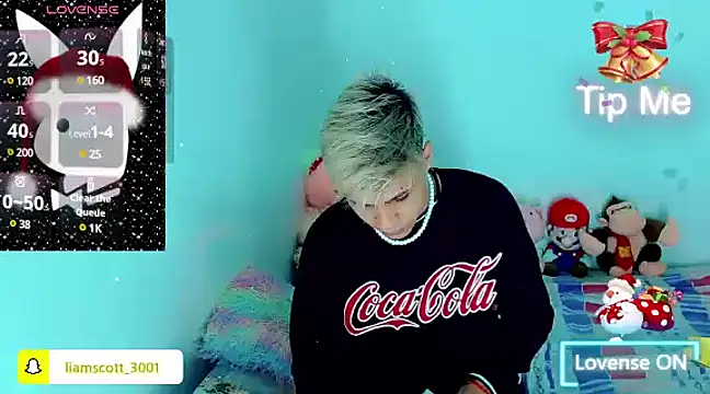 Snapshot of Liamscott_ chatting on 12-08-24, 04:04 Liamscott online show from 12-08-24, 04:04