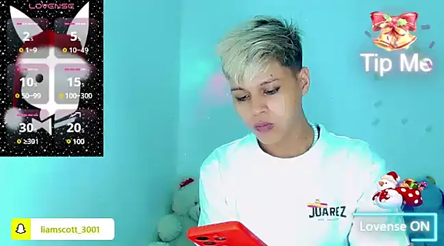 Snapshot of Liamscott_ chatting on 12-15-24, 03:13 Liamscott online show from 12-15-24, 03:13