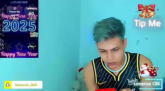 Snapshot of Liamscott_ chatting on 01-06-25, 05:41 Liamscott online show from 01-06-25, 05:41
