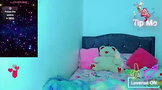 Snapshot of Liamscott_ chatting on 01-26-25, 04:09 Liamscott online show from 01-26-25, 04:09