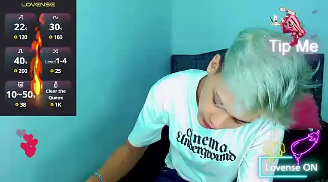 Snapshot of Liamscott_ chatting on 01-30-25, 03:11 Liamscott online show from 01-30-25, 03:11