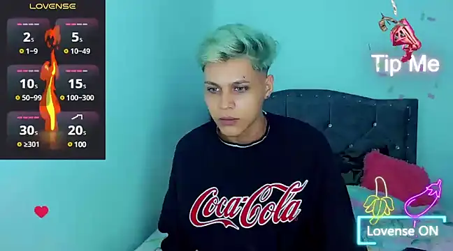 Snapshot of Liamscott_ chatting on 02-02-25, 04:15 Liamscott online show from 02-02-25, 04:15