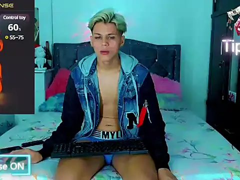 Snapshot of Liamscott_ chatting on 02-26-25, 05:09 Liamscott online show from 02-26-25, 05:09