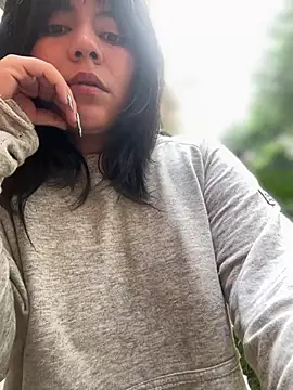 Snapshot of JulianaCastillo chatting on 01-08-25, 01:41 JulianaCastillo online show from 01-08-25, 01:41