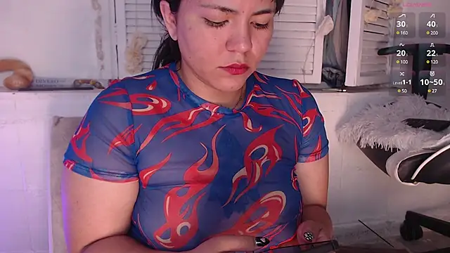 Snapshot of JulianaCastillo chatting on 02-02-25, 08:13 JulianaCastillo online show from 02-02-25, 08:13