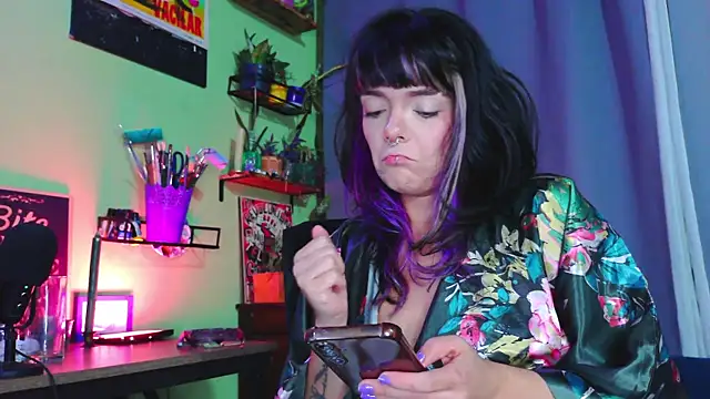 purple em69 online show from 10-09-25, 07:50