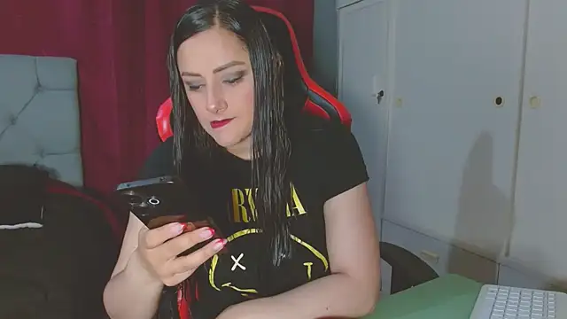 Noamartin  online show from 10-12-25, 02:10