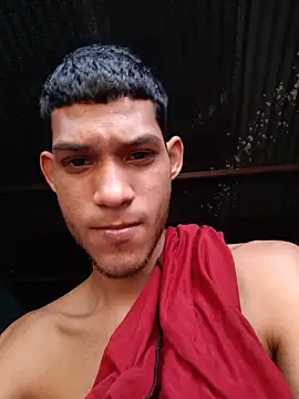 Snapshot of tanned_boy chatting on 01-25-25, 07:28 tanned boy online show from 01-25-25, 07:28