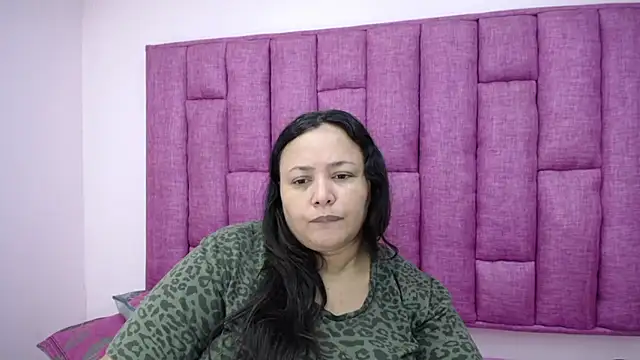 CrushOnMe  online show from 01-08-26, 12:13