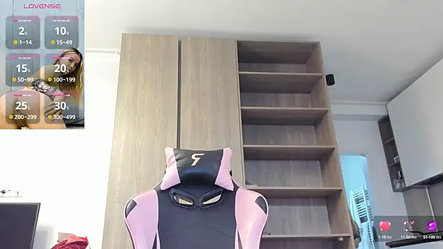 Megan Ros online show from 02-28-25, 06:43