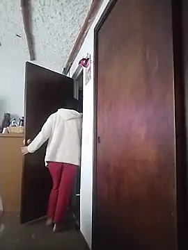 LucifernandaSw online show from 02-18-25, 02:06