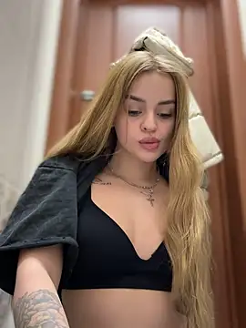 AngelinaTeller online show from 02-01-25, 04:14